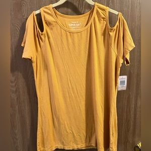 Yellow Ribbed Cold Shoulder Torrid short-sleeved shirt, NWT